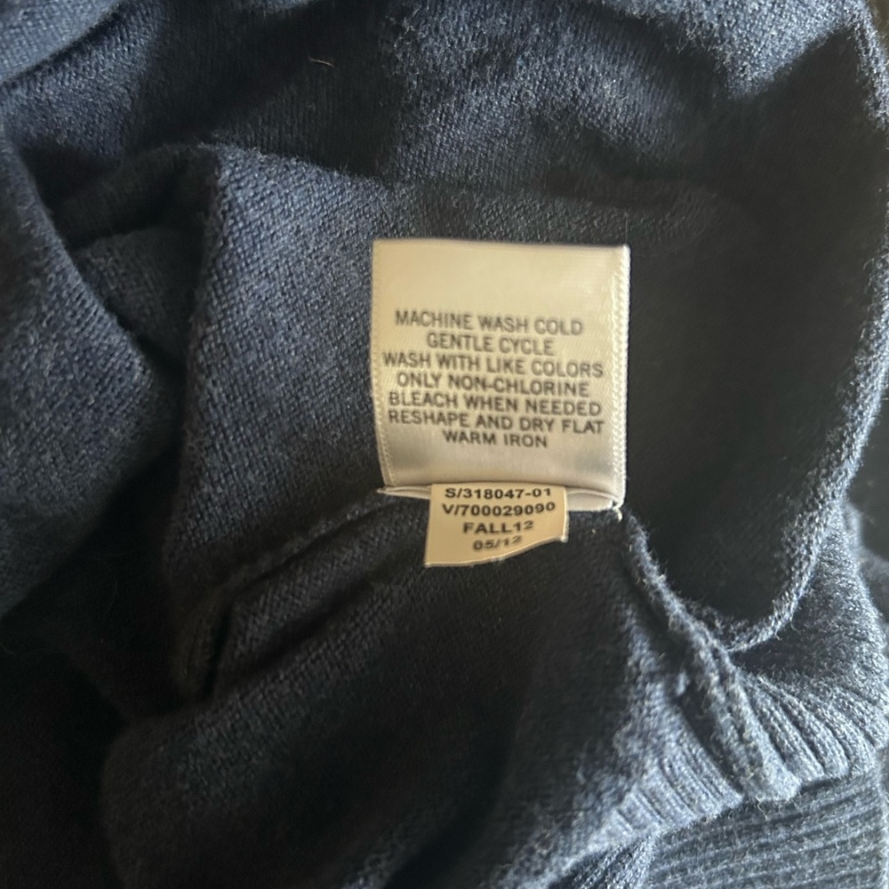Banana Republic Men Blue V-Neck Sweater - Picture 8 of 9